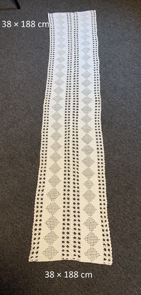 gehaakt gordijn, valletje, tafel lopertje crèmewit handwerk, Wit, 150 tot 200 cm, Ophalen of Verzenden, Zo goed als nieuw