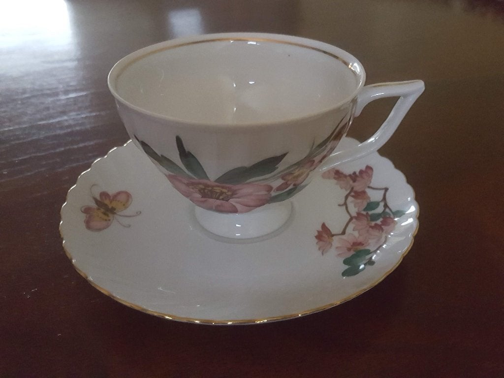 Kop en schotel met kersenbloesem, Edel Porzellan, Ophalen of Verzenden, Zo goed als nieuw, Porselein, Kop en/of schotel