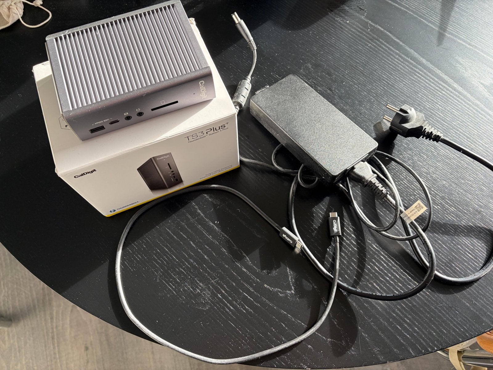CalDigit TS3 Plus Thunderbolt 3 Docking Station, Computers en Software, Ophalen of Verzenden, Zo goed als nieuw