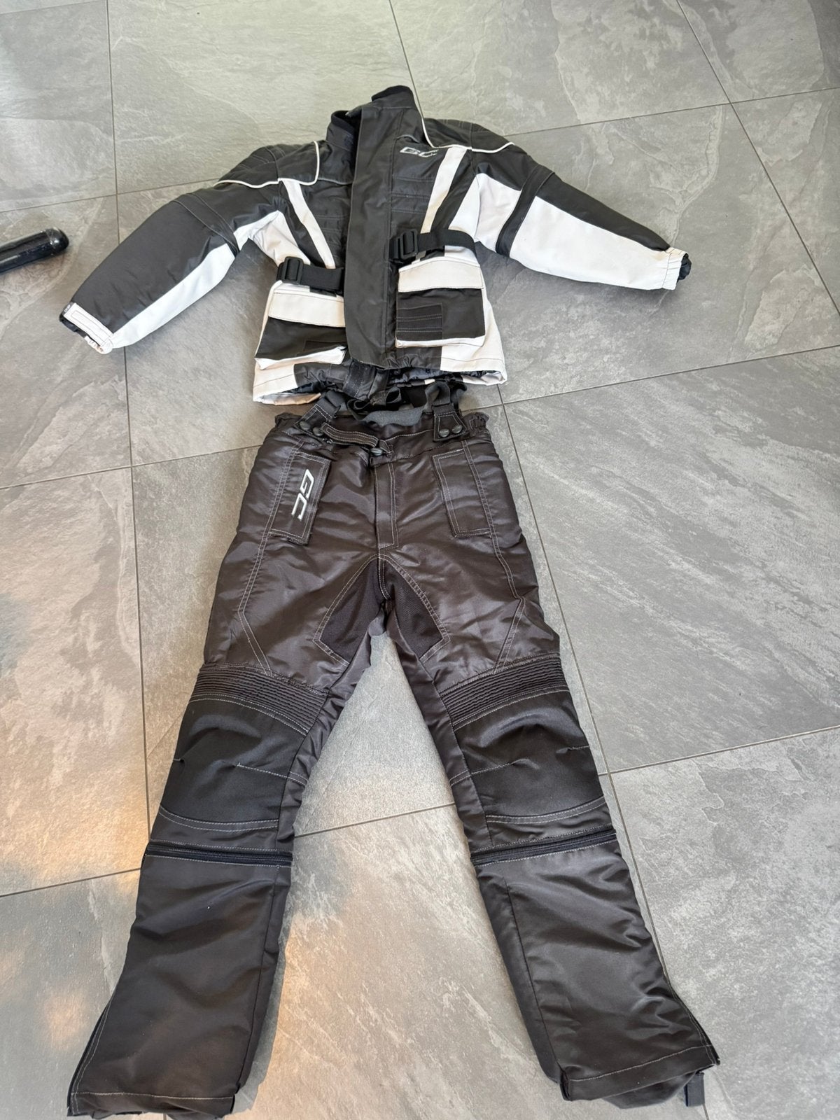 Kids motorpak, Motoren, Kleding | Motorkleding, Ophalen