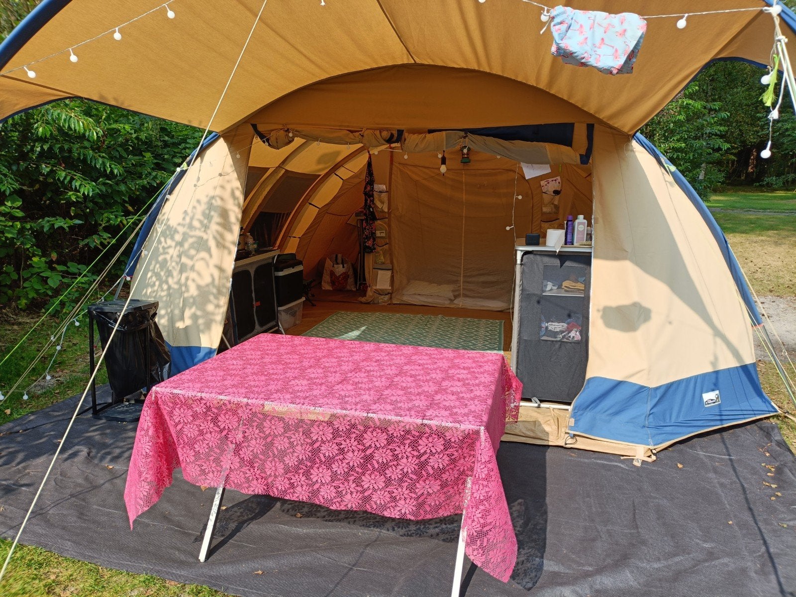 Ruime Michigan 6-persoons tunneltent - Ideaal voor families, Caravans en Kamperen, Ophalen, Gebruikt, Tot en met 6
