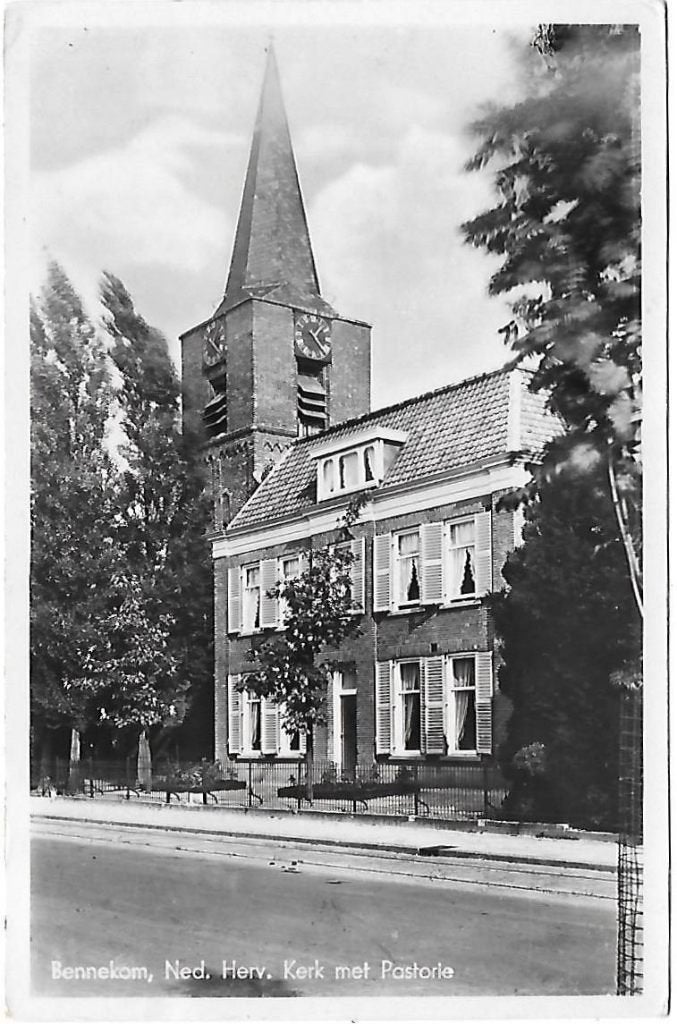 Bennekom Kerk Met Pastorie Oude gelopen Ansichtkaart (B487 ), Ophalen of Verzenden, 1960 tot 1980, Gelopen, Gelderland