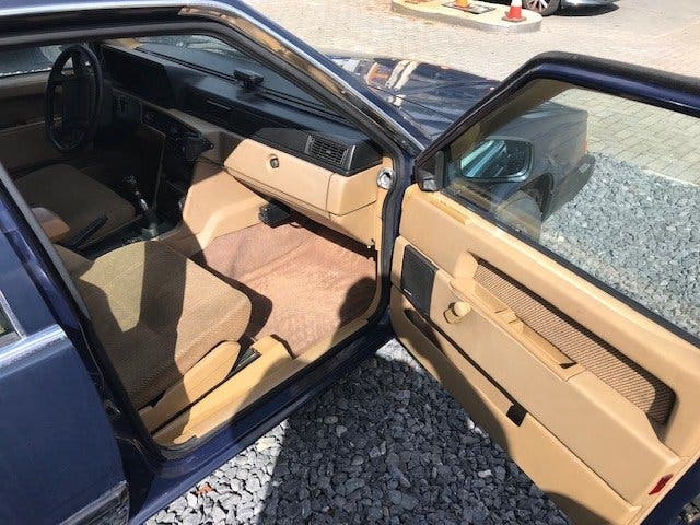 Prachtige Volvo 740GL uit 1987 van 1e eigenaar ! Oldtimer, foto 9
