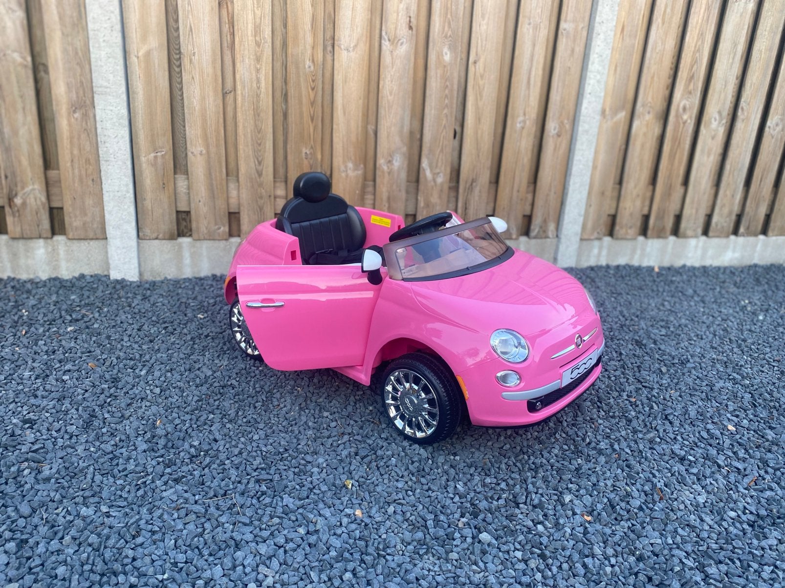 Elektrische kinder auto Roze Fiat 500 NIEUW IN DOOS!!, Nieuw