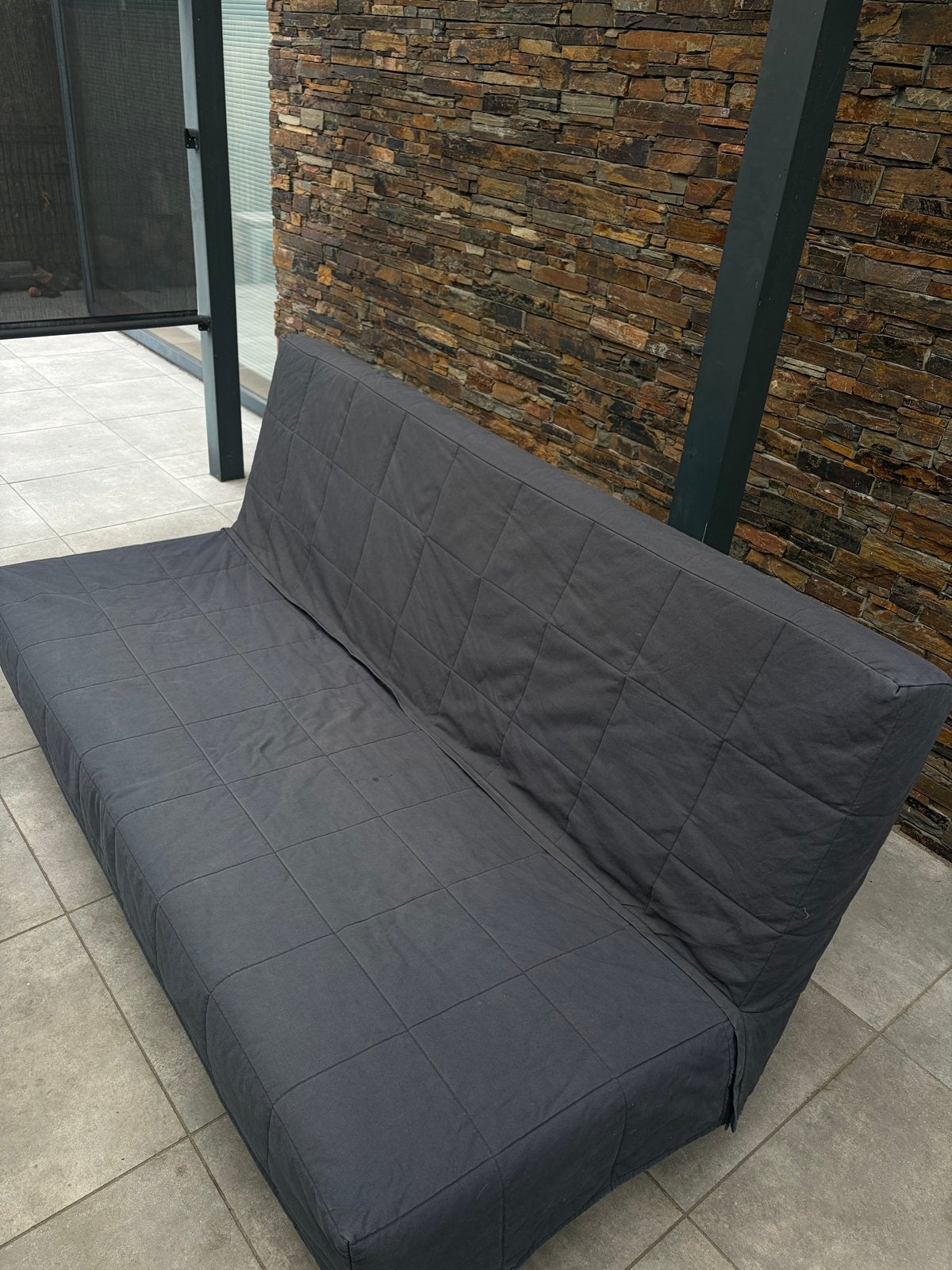 IKEA BEDDINGE slaapbank - Grijs, 140x200 cm, Huis en Inrichting, Slaapkamer | Slaapbanken, Ophalen, Gebruikt, Tweepersoons, 140 cm