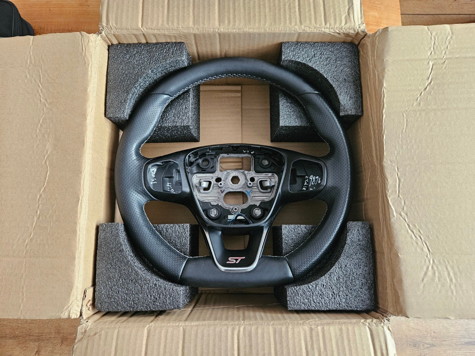 Origineel Ford Fiesta ST MK8 Stuurwiel 2019 - topstaat! 🚘, Ophalen of Verzenden, Nieuw, Ford