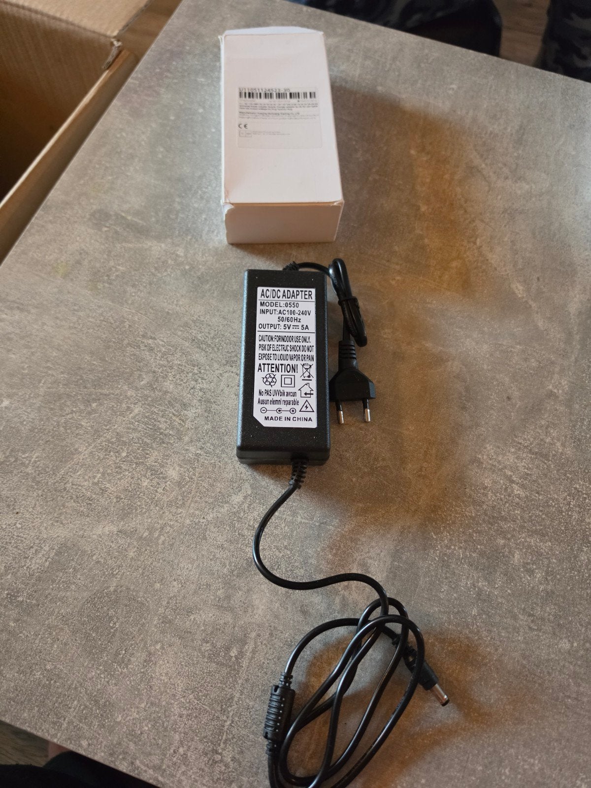 AC/DC Adapter 5V 5A - Model 0550, Ophalen of Verzenden, Nieuw