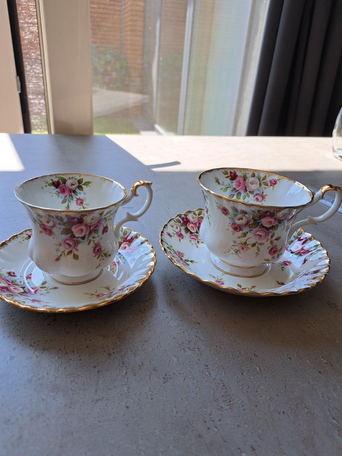 Royal Albert Cottage Garden theekopjes met schotels (2 sets), Ophalen