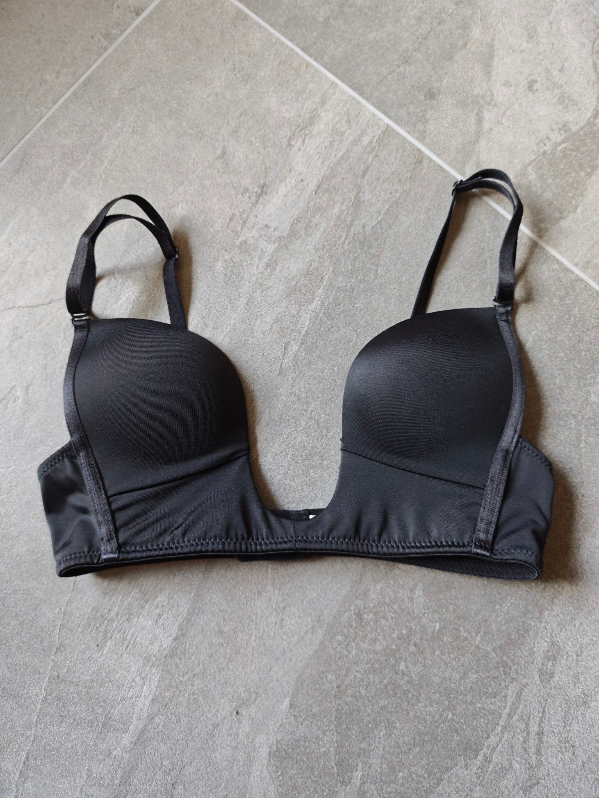 Diep uitgesneden BH Magic body fashion V-BRA 70B, Kleding | Dames, Magic, Ophalen of Verzenden, Zwart, BH