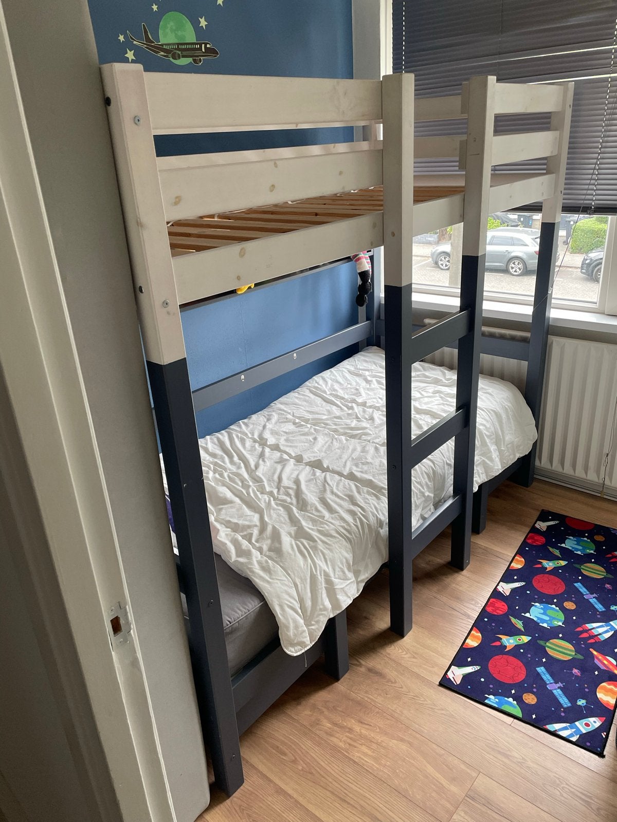Hoogslaper met zitje / extra slaapplek + lades – grijs/wit, Ophalen, Gebruikt, 90 cm, Eenpersoons