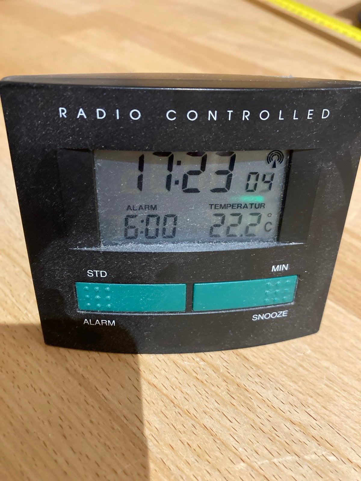 Radio Controlled Wekker met Temperatuurweergave, Ophalen of Verzenden, Gebruikt, Digitaal