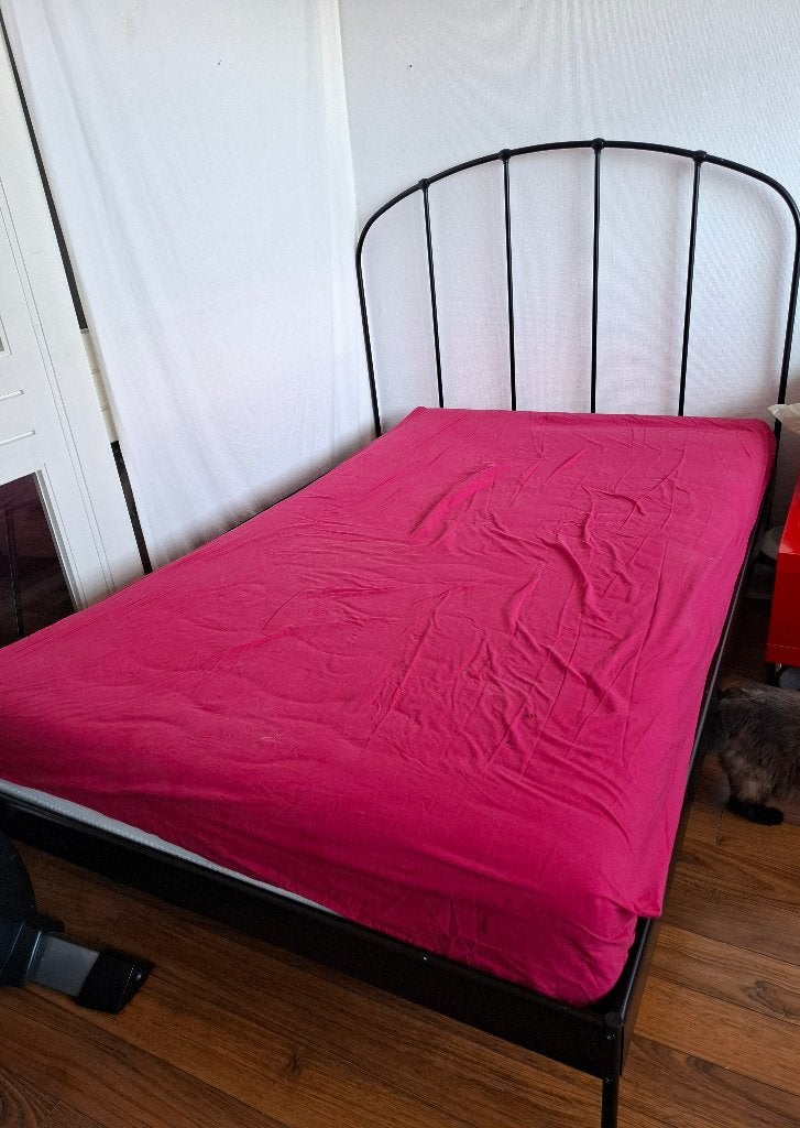Bed, Ophalen, Gebruikt, Zwart, Twijfelaar