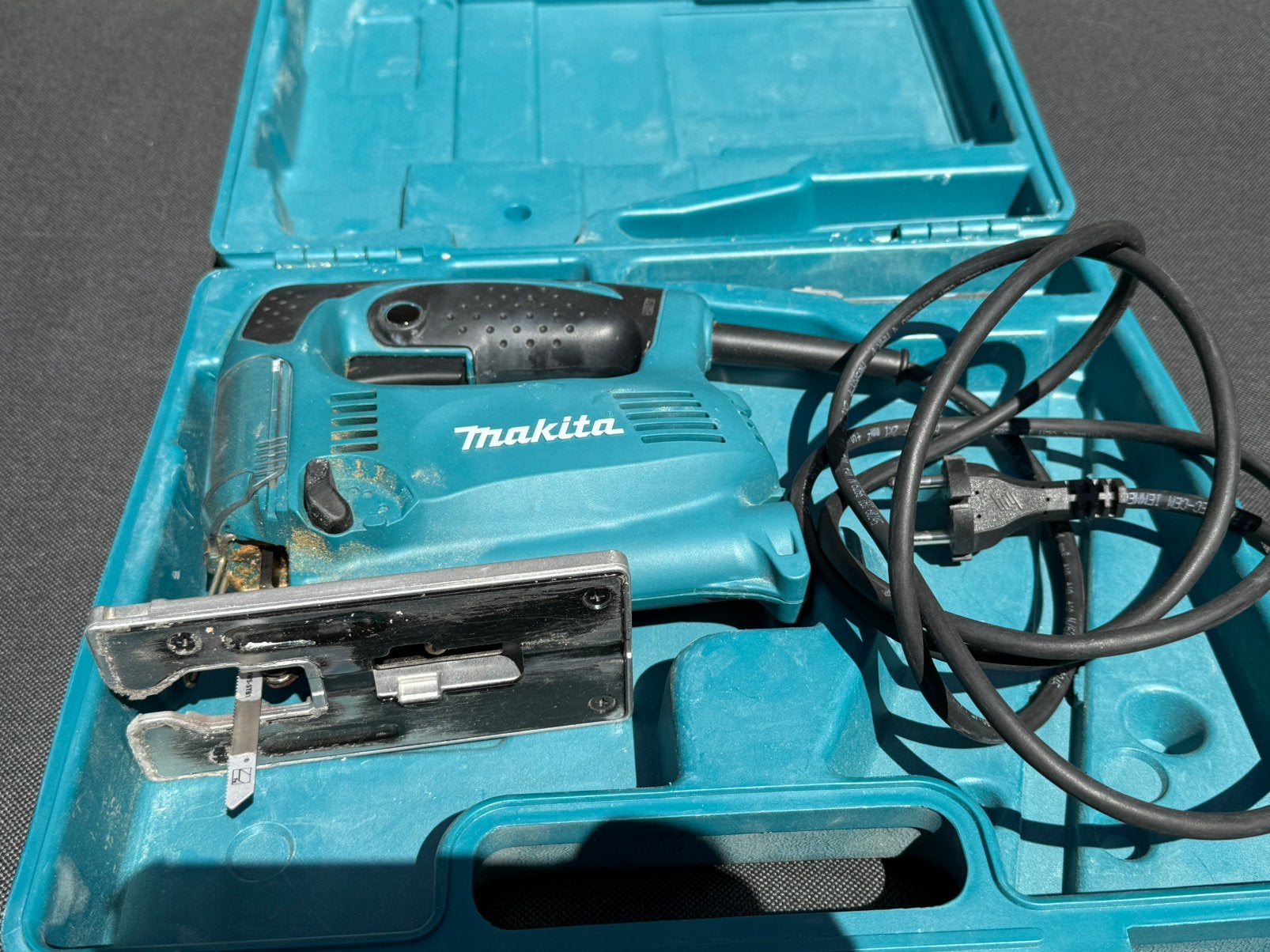 Makita 4329, Doe-het-zelf en Verbouw, Gereedschap | Zaagmachines, Decoupeerzaag, Ophalen of Verzenden, Zo goed als nieuw, 30 tot 70 mm