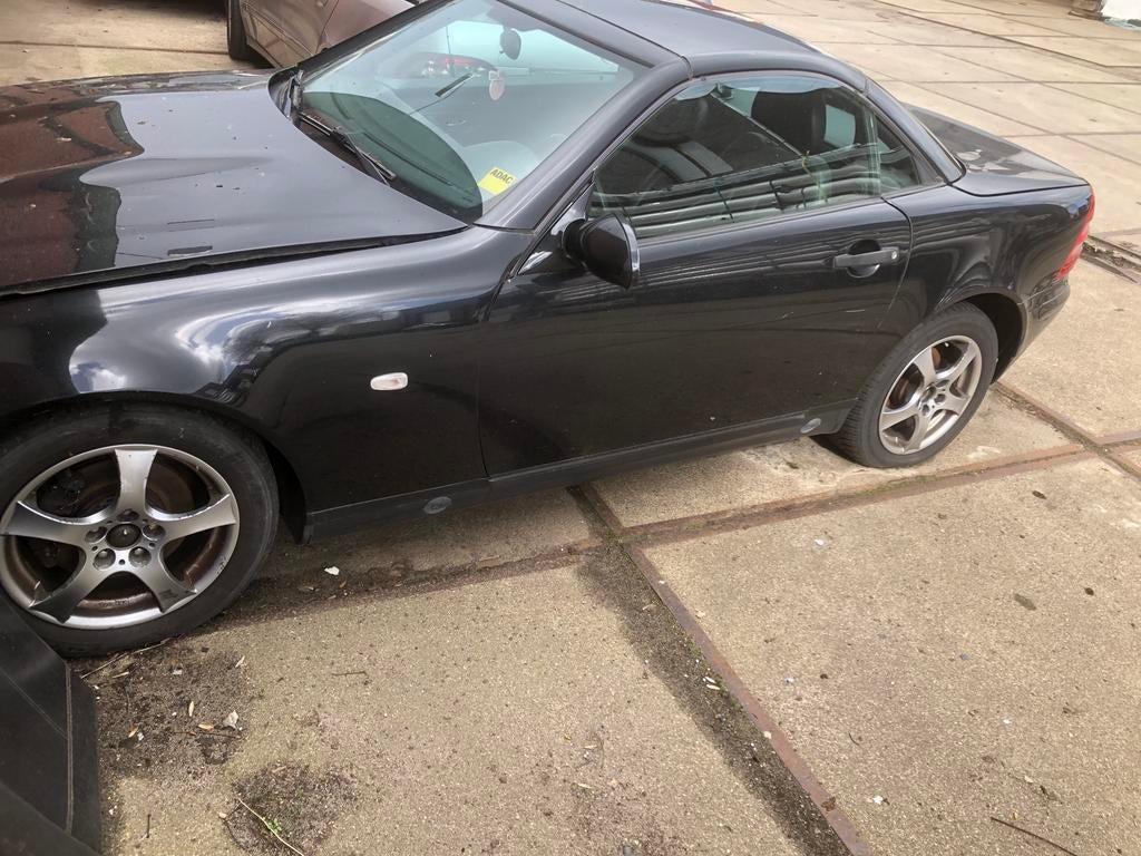 Slk 200 schade loop / sloop, Ophalen, Zwart, Benzine, Overige carrosserieën
