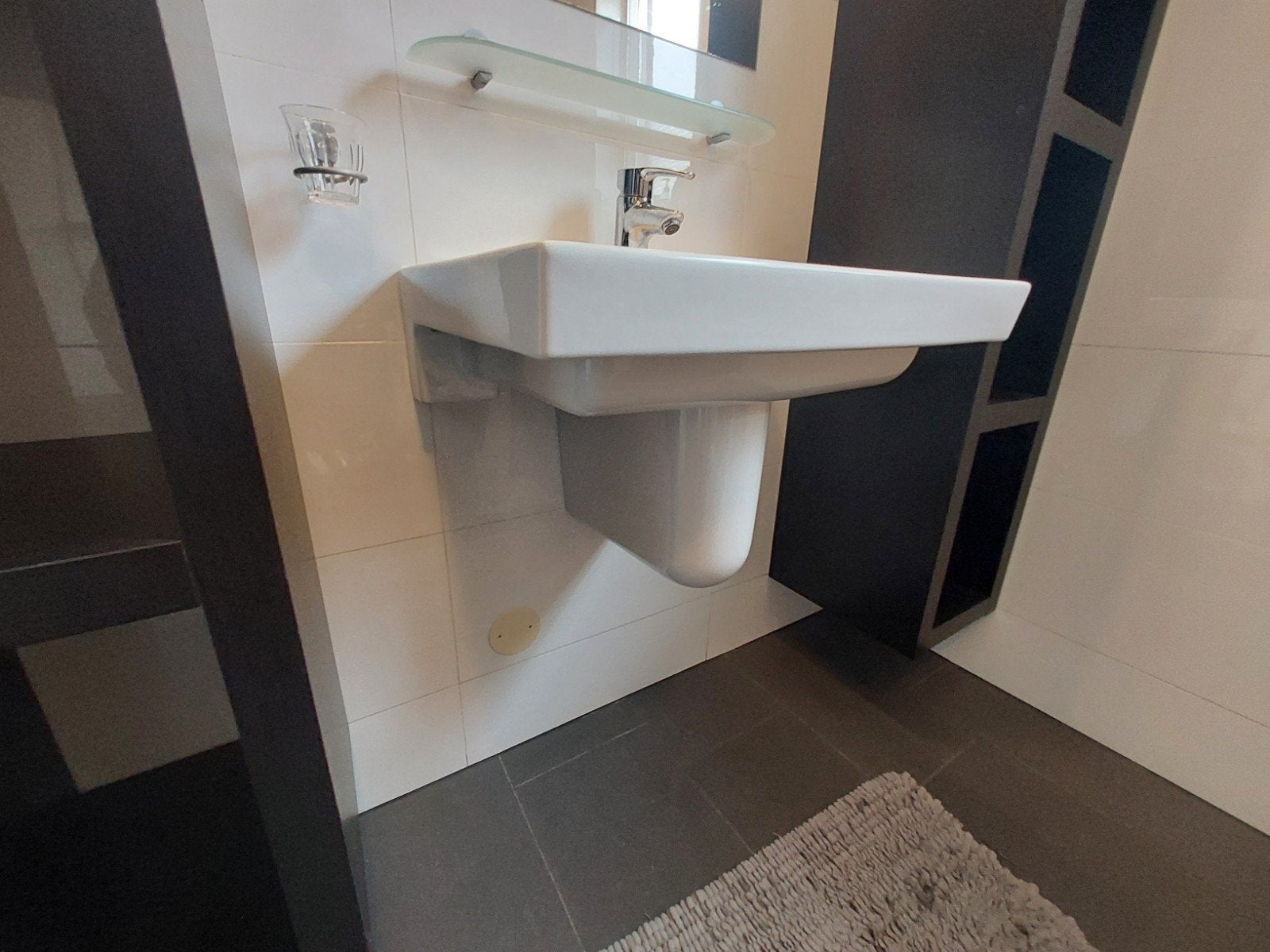 Wastafel zonder kraan, Huis en Inrichting, Ophalen, Gebruikt, 50 tot 100 cm, Minder dan 100 cm