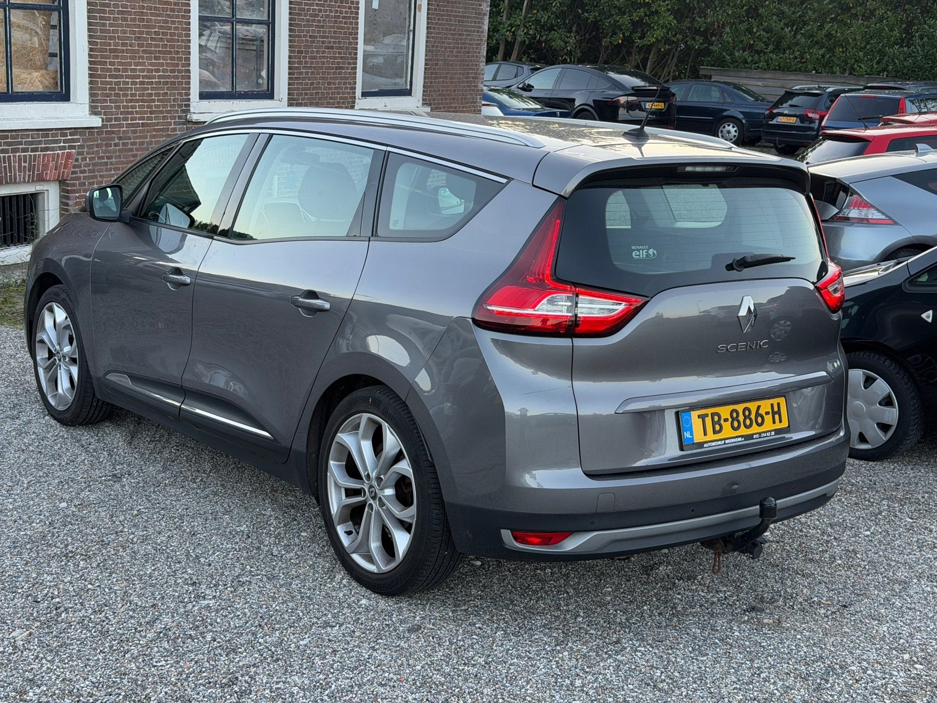 Renault Grand Scénic 1.4 TCe Zen 7p. Winterbanden Carplay D, Voorwielaandrijving, Gebruikt, Euro 6, 4 cilinders