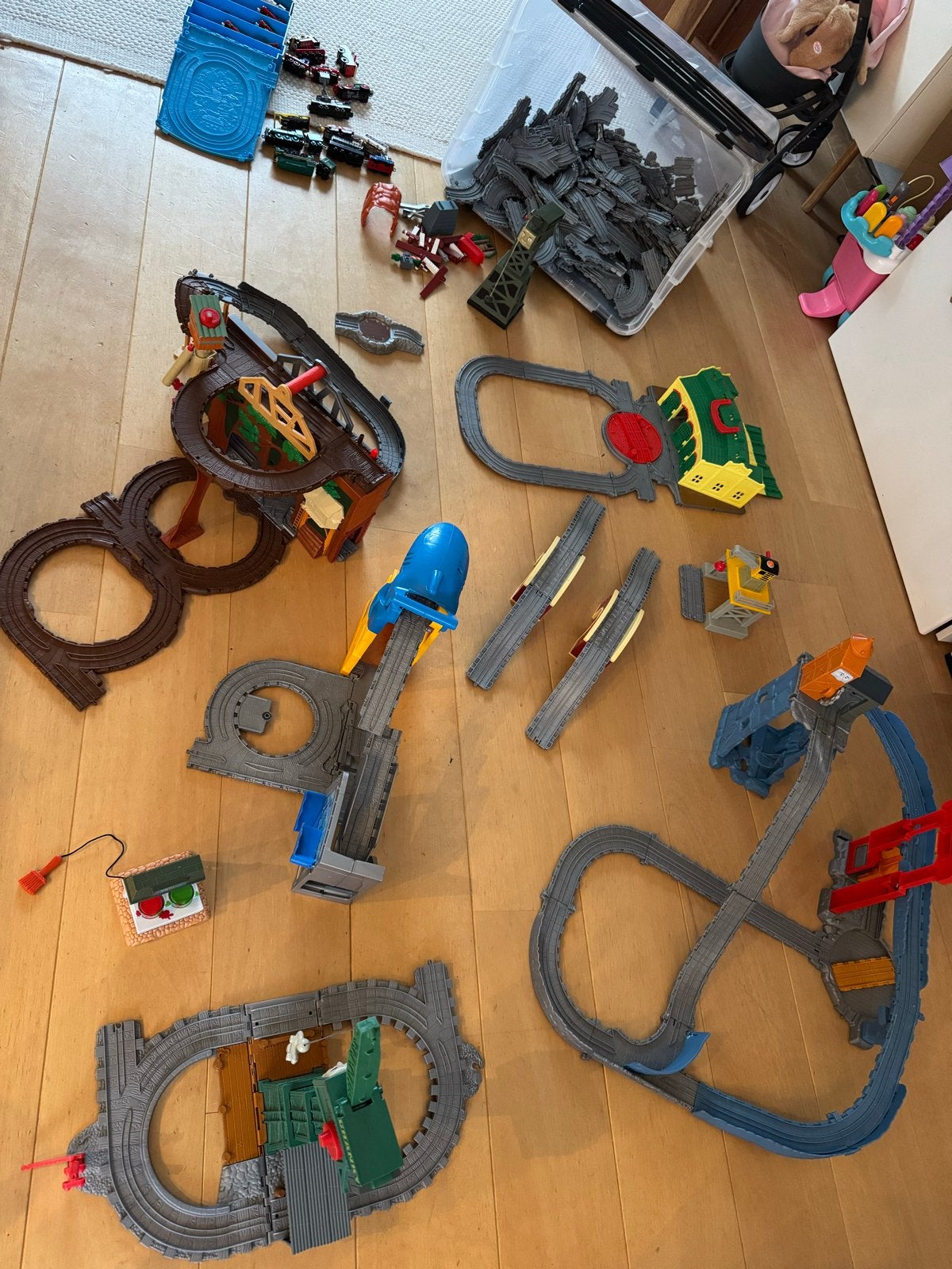 Grote Thomas de Trein speelset met veel treinen en rails, Ophalen, Gebruikt