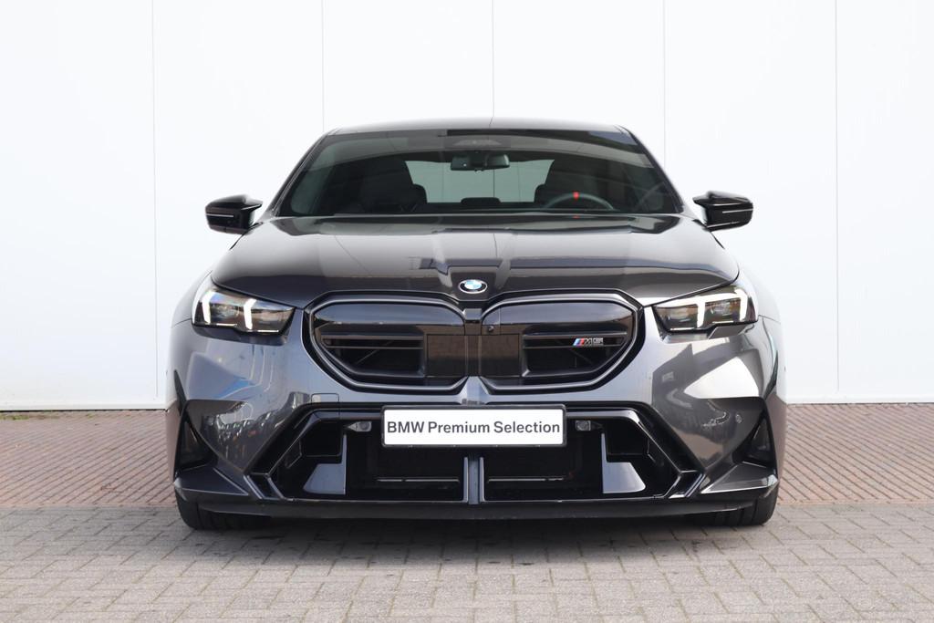 BMW 5-serie M5 | Carbon Keramische Remmen | Pano Dak | Trekh, Automaat, Gebruikt, 4395 cc, 135 min