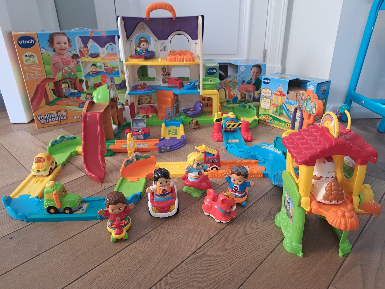 Vtech vrolijke vriendjes speelhuis, hondenhok, kippenhok, Ophalen, Gebruikt