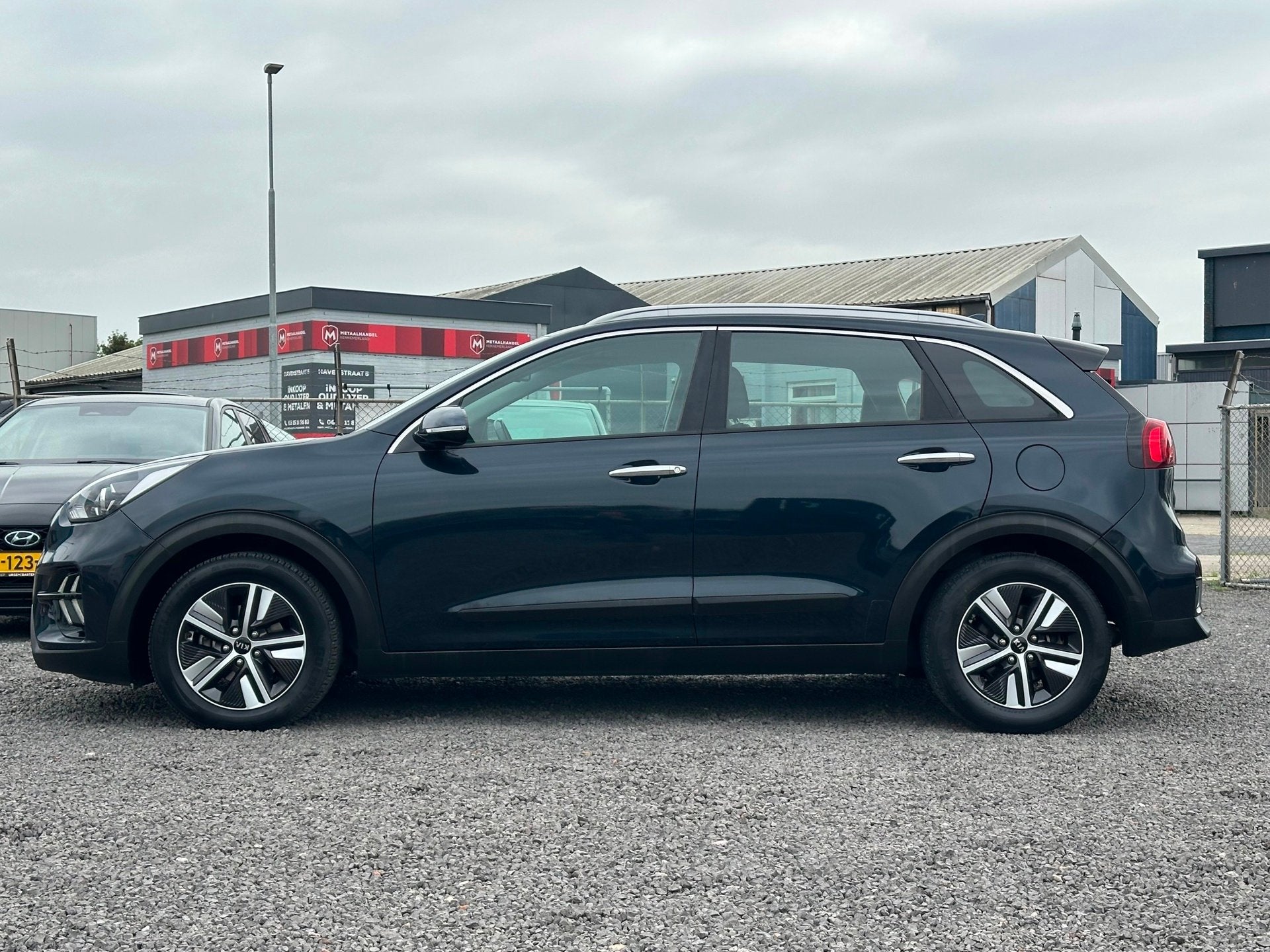 Foto 3 van Kia Niro 1.6 GDi Hybrid DynamicLine