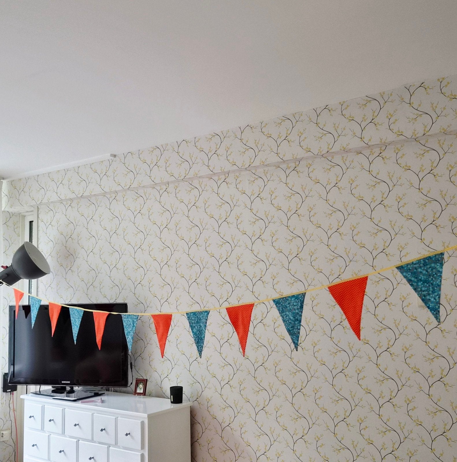 Feestelijke vlaggenlijn voor elke gelegenheid - handgemaakt, Verzenden, Nieuw, Versiering, Verjaardag
