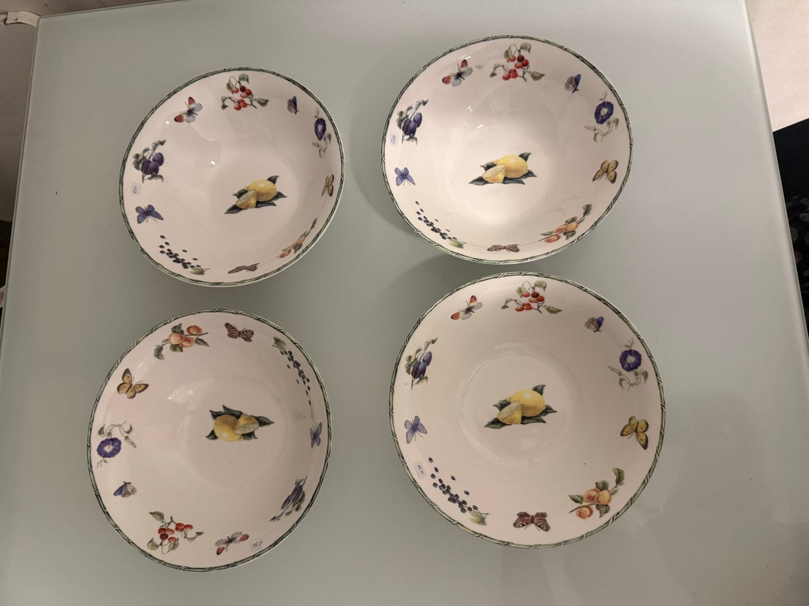 Janneke brinkman schalen met fruit en vlinders 23 cm, Klassiek, Villeroy & Boch, Ophalen of Verzenden, Porselein