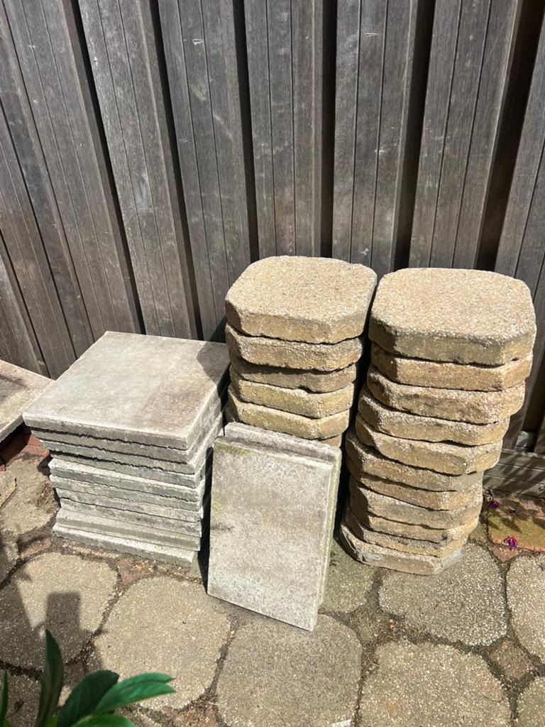 Gratis tegels., Tuin en Terras, Ophalen, Gebruikt, Beton, Terrastegels