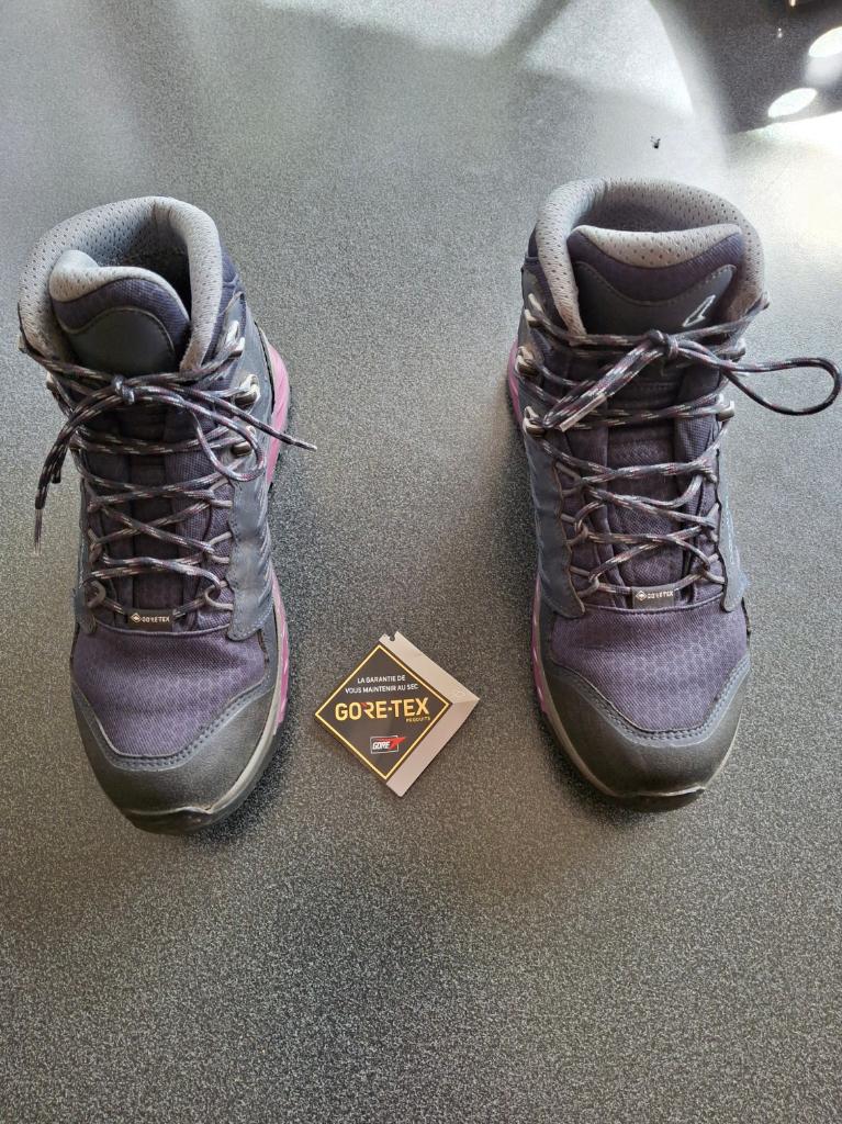 Wandelschoenen Lowa maat 39,5, Sport en Fitness, Bergsport en Wandelen, Ophalen, Zo goed als nieuw, Schoenen