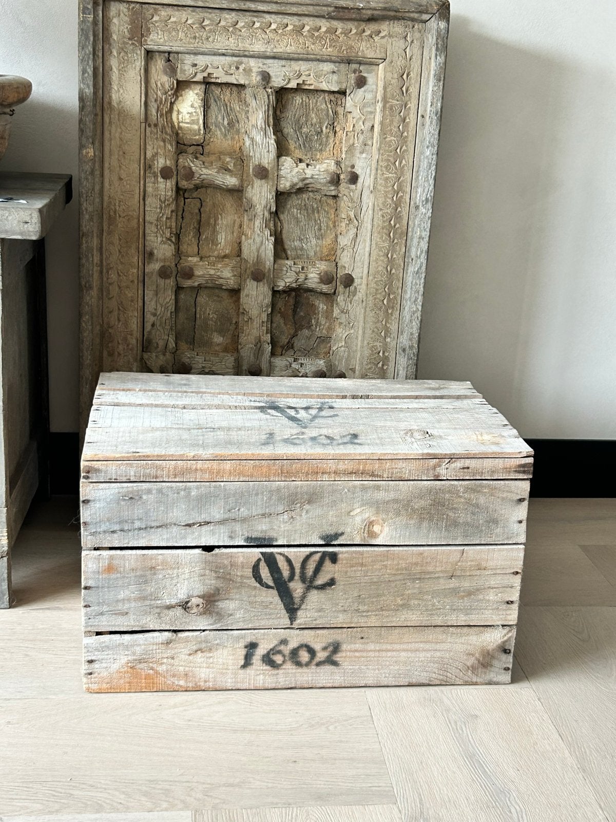 Vintage VOC kist met Amsterdam opdruk, Ophalen