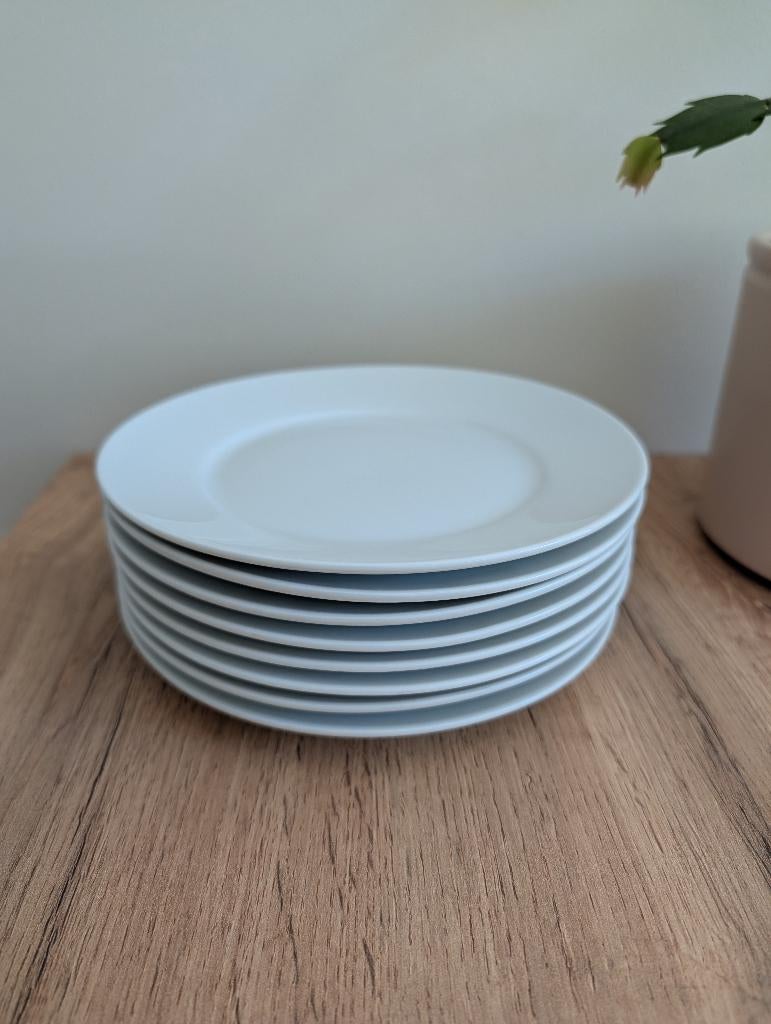 Witte Gebaksbordjes - Blokker Riga, 8 stuks (17.5cm), Ophalen of Verzenden, Zo goed als nieuw, Bord(en), Effen