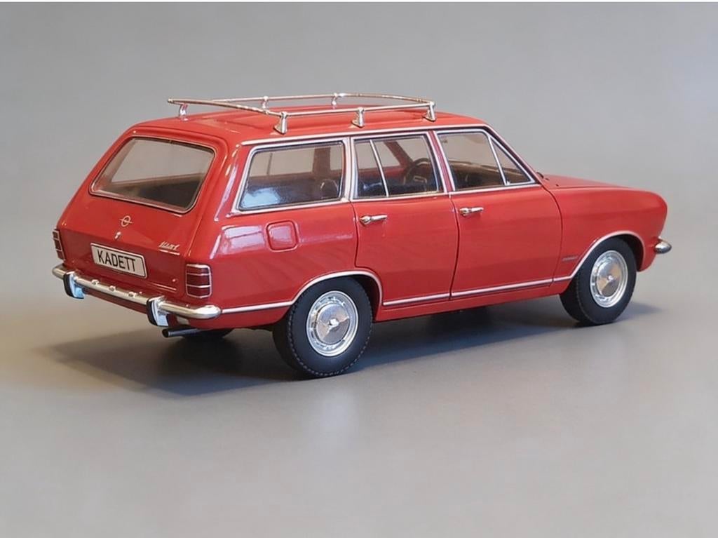 Opel B Kadett station whitebox 1:24, Ophalen of Verzenden, Zo goed als nieuw, Auto, Overige merken