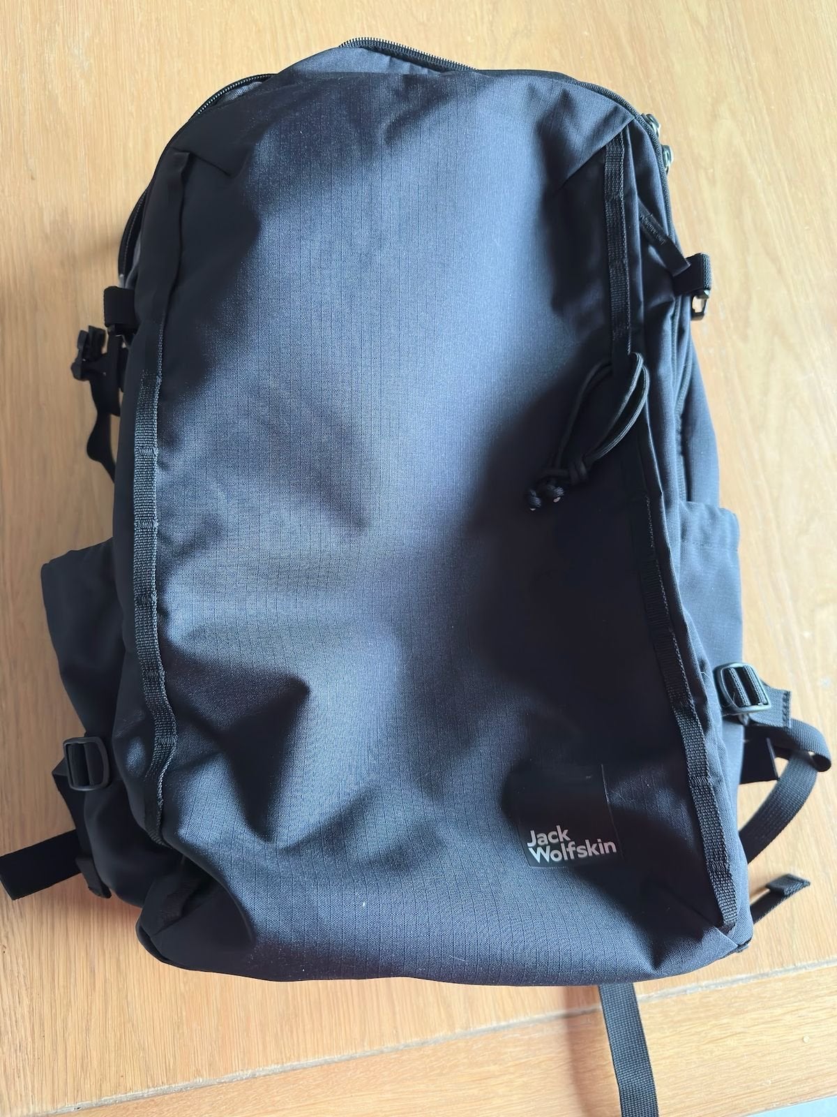 Jack Wolfskin Rugzak - Zwart, Zo goed als nieuw, 25 tot 40 cm, Ophalen of Verzenden, Zo goed als nieuw, Overige merken