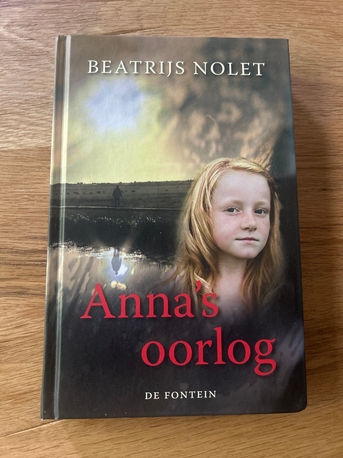 Anna's Oorlog - Beatrijs Nolet (Spannend jeugdboek), Ophalen of Verzenden, Tweede Wereldoorlog, Zo goed als nieuw, Algemeen