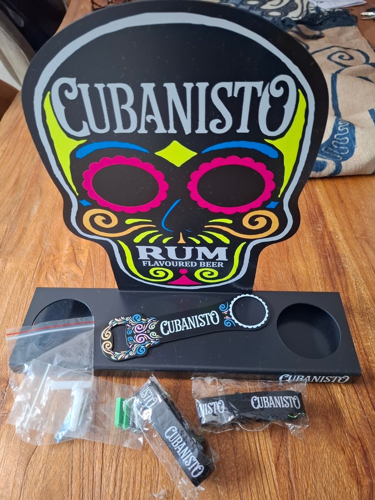 Cubanisto Reclame Set: Flesopener, Lanyard & Display, Ophalen of Verzenden, Zo goed als nieuw, Gebruiksvoorwerp