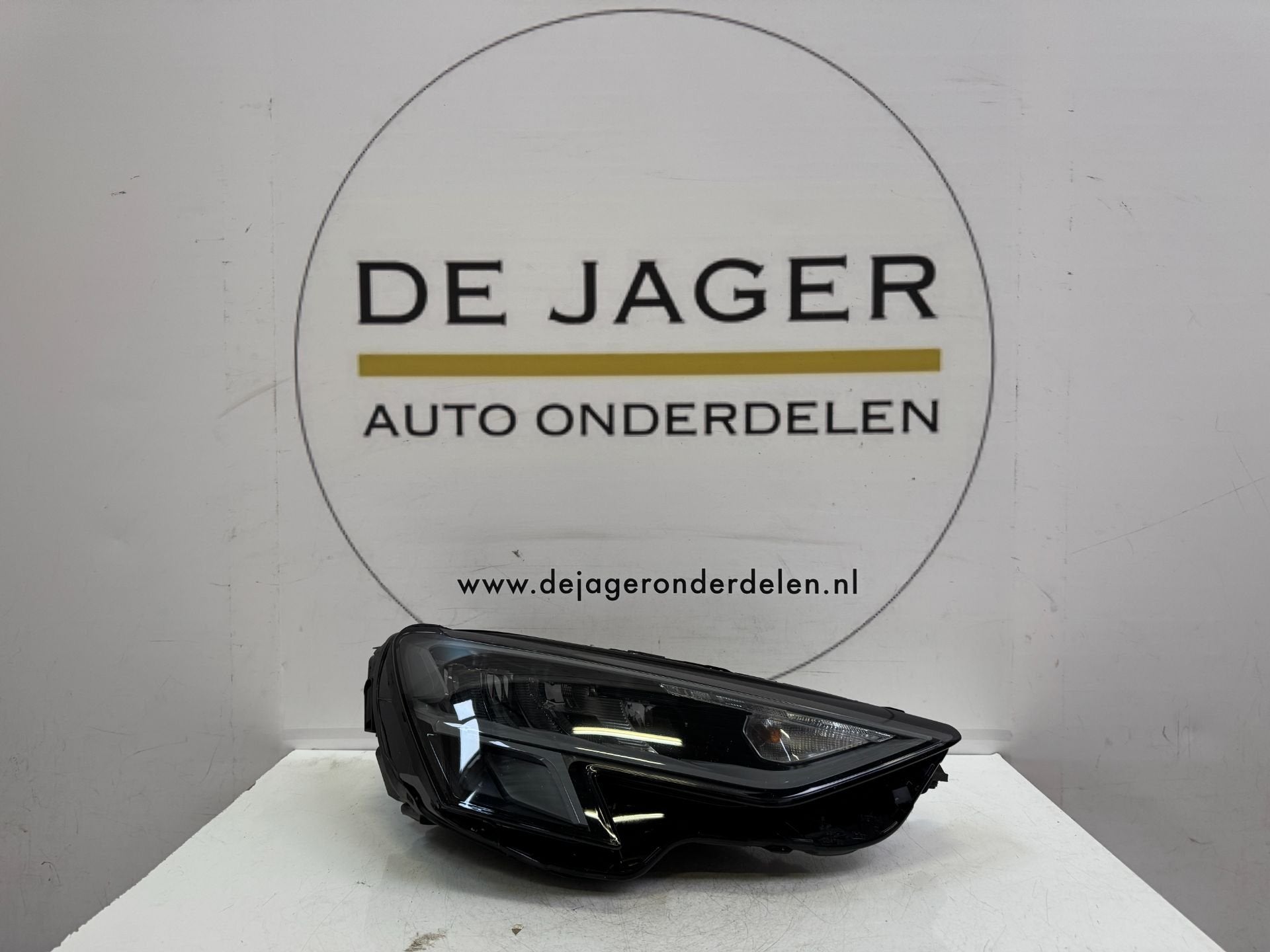 AUDI 8Y A3 LED KOPLAMP RECHTS 8Y0941012, Auto-onderdelen, Gebruikt, AUDI AG, Auto-Union-Strasse 1
85045  Ingolstadt, DE, Kundenbetreuung@audi.de