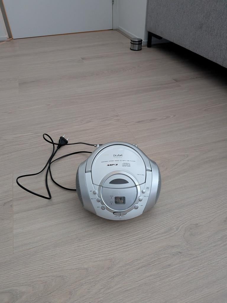 Draagbare Radio CD MP3 Speler - Zilver, Ophalen, Gebruikt, Radio, Met cd-speler