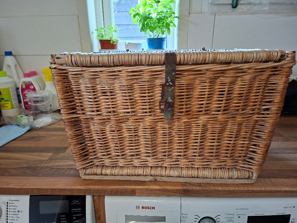 Rieten manden, Huis en Inrichting, Woonaccessoires | Schalen en Manden, Gebruikt, Mand, Riet, Overige vormen