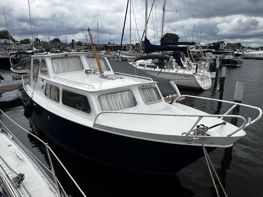 Motorboot met boegschroef, Meeuwkruiser, stalen kajuitboot, Watersport en Boten, Gebruikt, Diesel, Walstroom, 1.85 meter