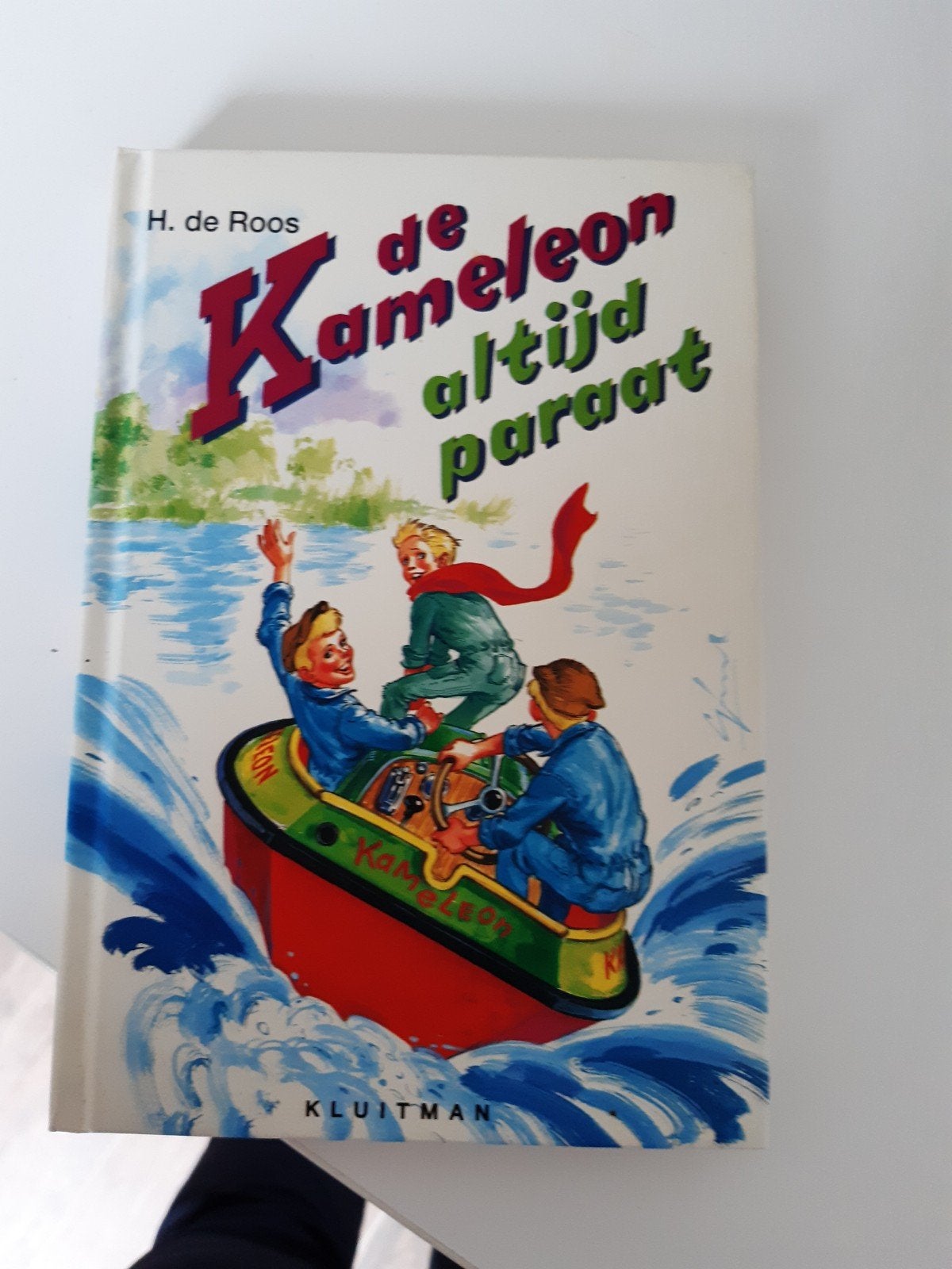 2 kameleon boeken, Ophalen of Verzenden, Gelezen