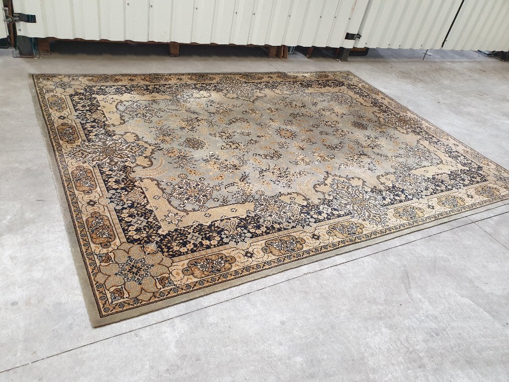 Groot tapijt 333 cm x 243 cm. Het kan geleverd worden., Ophalen, Gebruikt, 200 cm of meer, 200 cm of meer