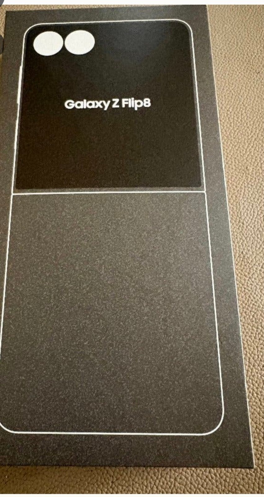 Samsung Galaxy Z Flip8 - Nieuw in doos