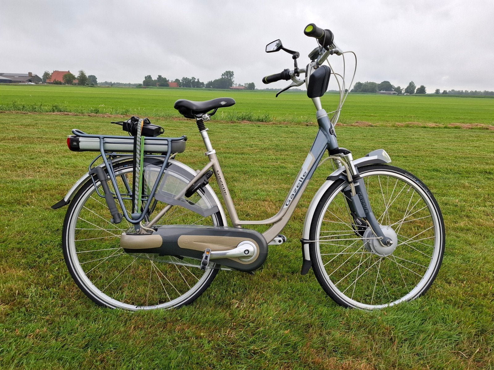 Gazelle elektrische fiets met maar 940 op de teller, Fietsen en Brommers, Fietsen | Dames | Damesfietsen, Ophalen, 47 tot 50 cm