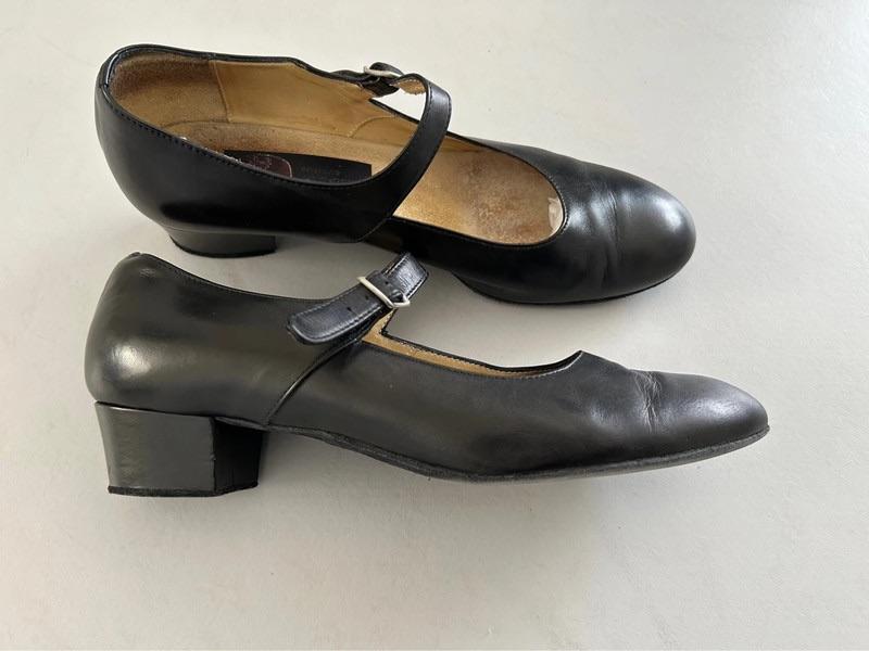 Paoul dansschoenen maat 41. (valt als 40,5), Ophalen of Verzenden, Zo goed als nieuw, Schoenen