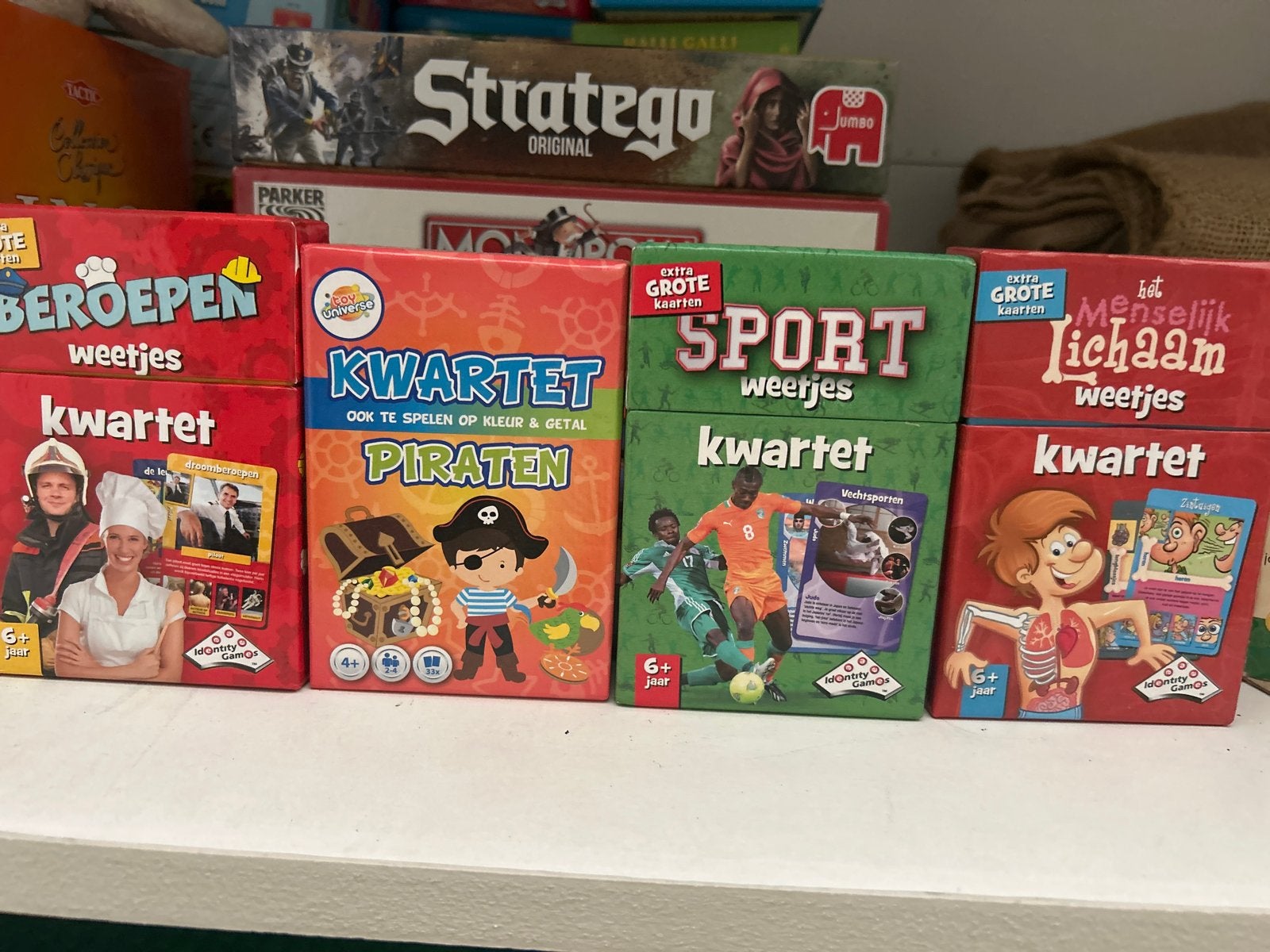 Kwartet Spellen: Beroepen, Piraten, Sport, Menselijk Lichaam, Drie of vier spelers, Ophalen, Gebruikt