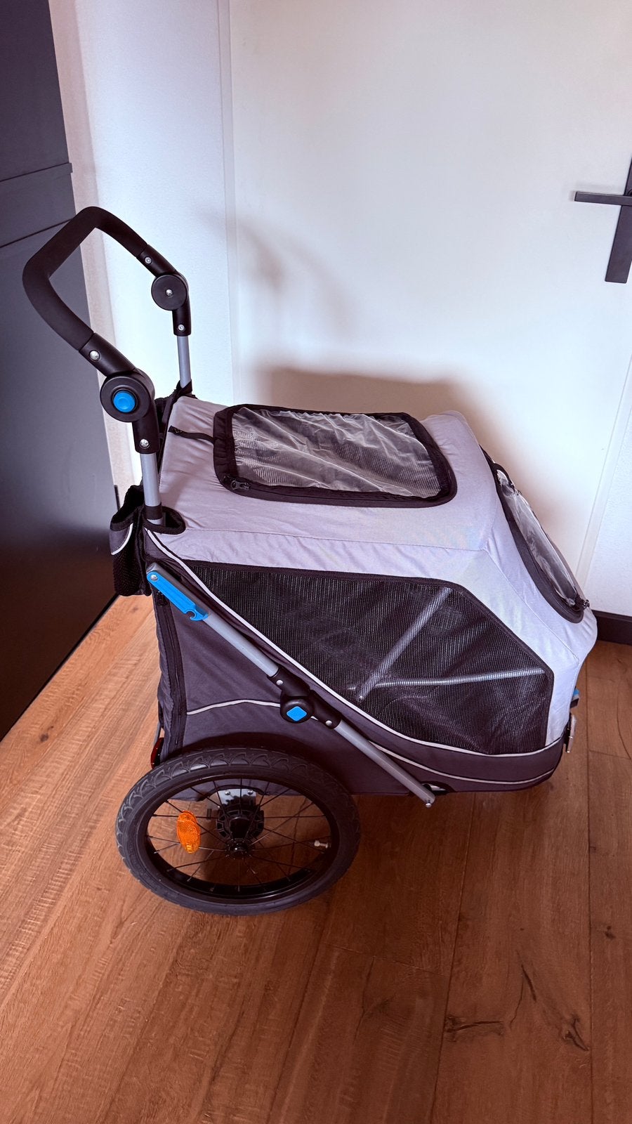 Trixie Hondenkar opvouwbaar Kleur grijs/zwart Mt M tot 22 kg, Ophalen, Gebruikt, Opvouwbaar, 20 tot 40 kg