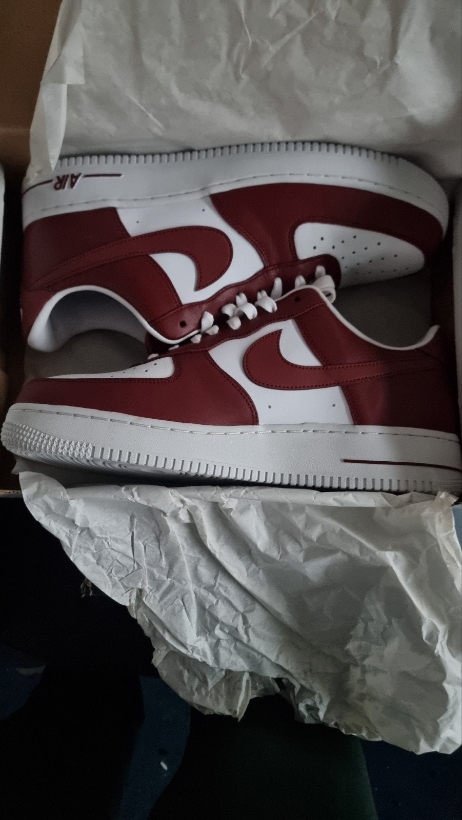 Nike Air Force Low - Nieuw en Ongedragen - Maat 45, Kleding | Heren, Schoenen, Overige kleuren, Nieuw, Ophalen of Verzenden, Sneakers of Gympen