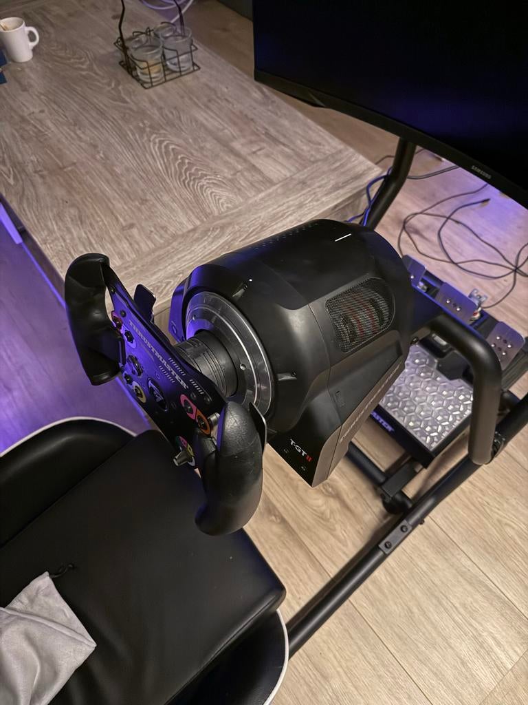 Thrustmaster TGT 2 Sim racestuur - Zo goed als nieuw, Ophalen, Zo goed als nieuw, Stuur of Pedalen, PlayStation 4