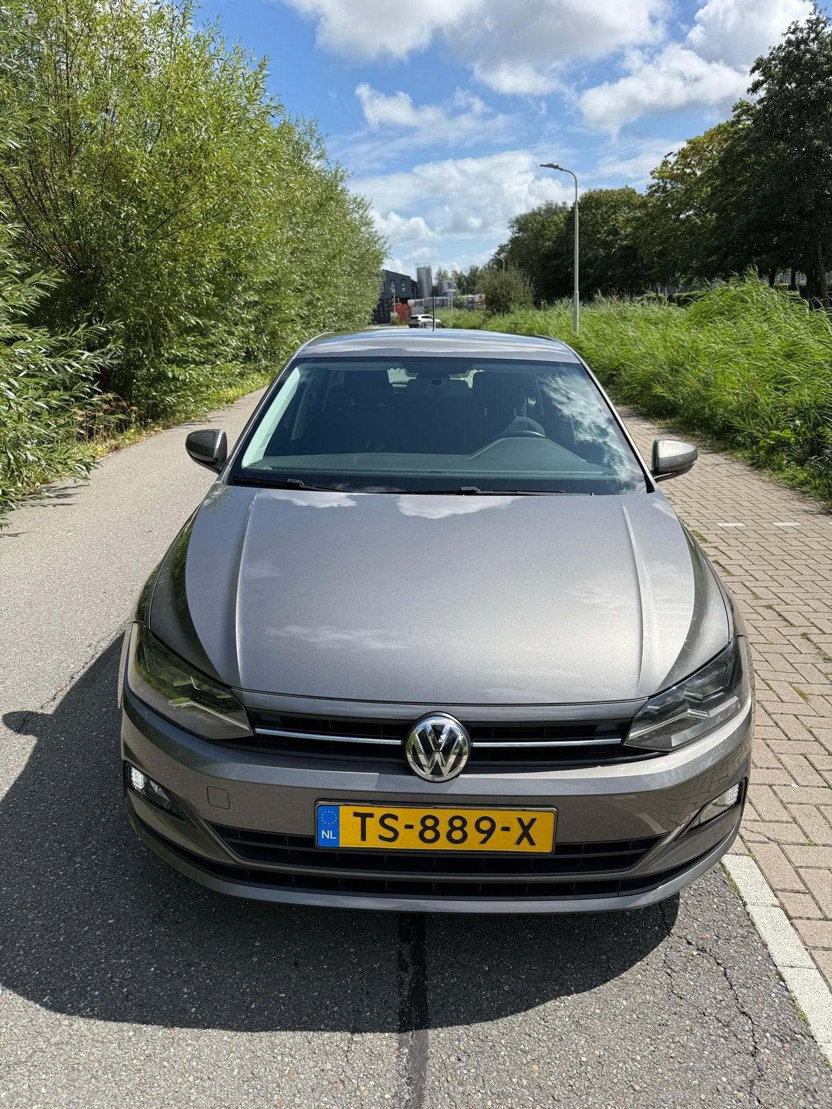 Volkswagen Polo 1.0 TSI 95pk 2018 Grijs, Voorwielaandrijving, 40 €/maand, Origineel Nederlands, Handgeschakeld
