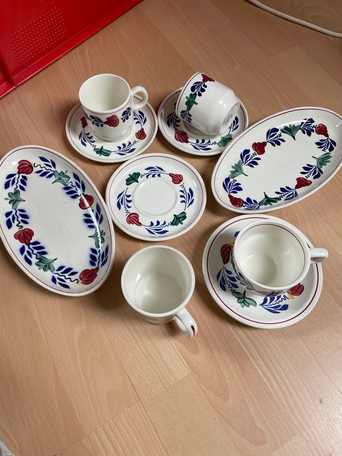 Boerenbont Servies: Kopjes, Schotels en Schalen, Huis en Inrichting, Ophalen of Verzenden, Zo goed als nieuw, Keramiek, Kop(pen) en/of Schotel(s)