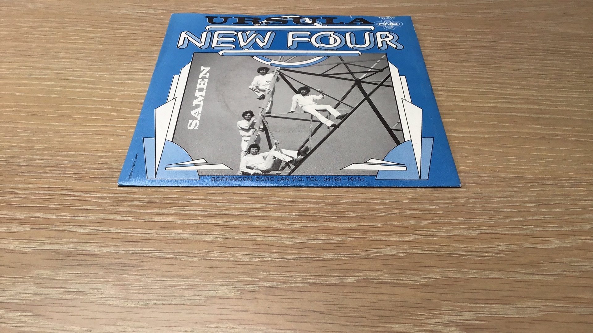 KNEITER VAN EEN PLAAT VAN NEW FOUR: URSULA, Ophalen of Verzenden, Zo goed als nieuw, Overige formaten, Levenslied of Smartlap